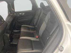 Volvo XC60 2.0 T8 AWD R-Design Auto   - Foto 11