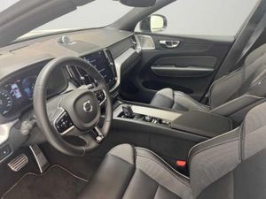 Volvo XC60 2.0 T8 AWD R-Design Auto   - Foto 9