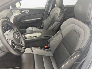 Volvo XC60 2.0 T8 AWD R-Design Auto   - Foto 10