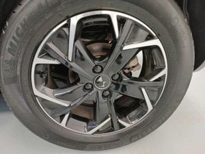 DS DS 3 PureTech 73 kW Manual SO CHIC   - Foto 16