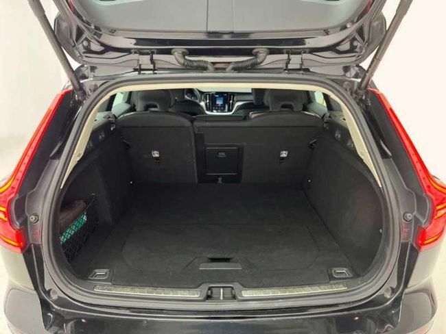 Volvo V60 2.0 B4 (D) AWD Cross Country Core Auto   - Foto 12