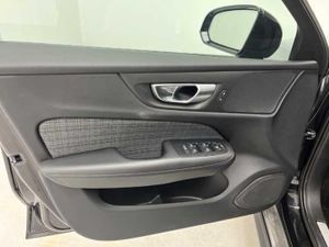 Volvo V60 2.0 B4 (D) AWD Cross Country Core Auto   - Foto 20