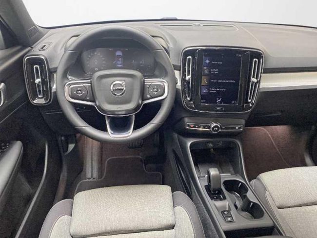 Volvo XC40 1.5 T4 Recharge PHEV Core Auto   - Foto 13