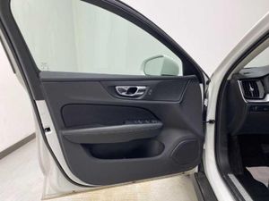 Volvo V60 2.0 B4 (D) AWD Cross Country AUTO   - Foto 20