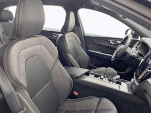 Volvo XC60 2.0 B4 D Plus Bright Auto   - Foto 21