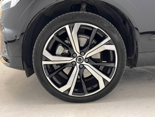 Volvo XC60 2.0 T6 AWD Recharge Ultra Dark Auto   - Foto 32