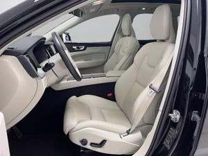 Volvo XC60 2.0 T6 AWD Recharge Ultra Dark Auto   - Foto 18