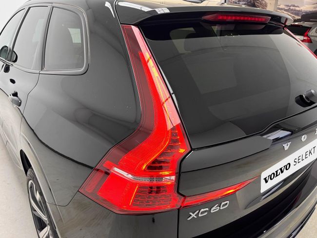 Volvo XC60 2.0 T6 AWD Recharge Ultra Dark Auto   - Foto 16