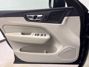 Volvo XC60 2.0 T6 AWD Recharge Ultra Dark Auto   - Foto 14