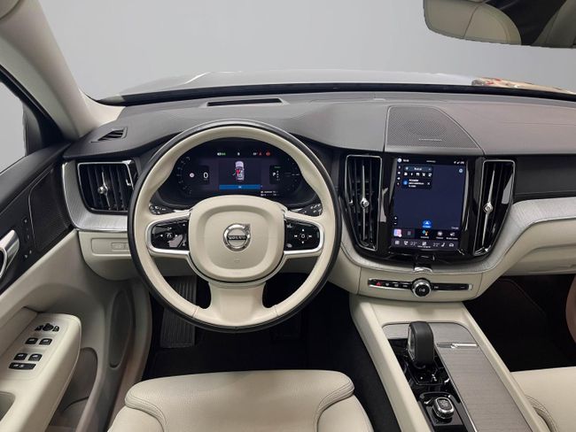 Volvo XC60 2.0 T6 AWD Recharge Ultra Dark Auto   - Foto 22