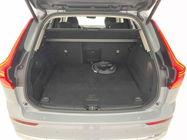 Volvo XC60 2.0 T6 AWD Recharge Core Auto   - Foto 9