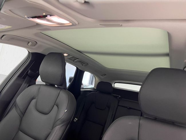 Volvo XC60 2.0 T6 AWD Recharge Core Auto   - Foto 31
