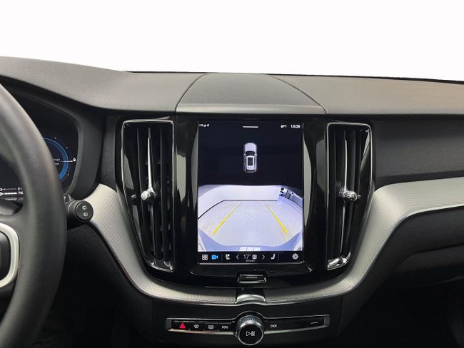 Volvo XC60 2.0 T6 AWD Recharge Core Auto   - Foto 11