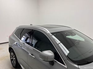 Volvo XC60 2.0 T6 AWD Recharge Core Auto   - Foto 27