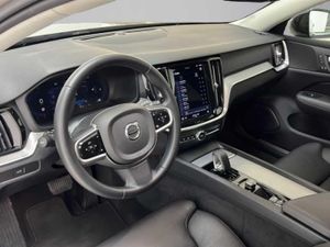 Volvo V60 2.0 B4 (G) Plus Dark Auto   - Foto 20