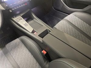 Peugeot 408 408 Allure HYBRID 145 eDCS6   - Foto 16