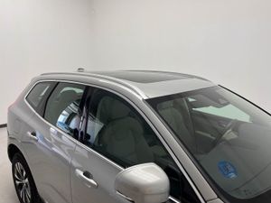 Volvo XC60 2.0 T6 AWD Recharge Core Auto   - Foto 20