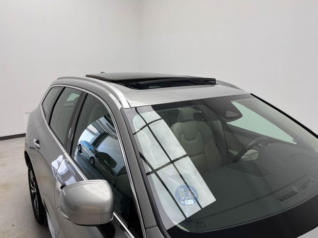 Volvo XC60 2.0 T6 AWD Recharge Core Auto   - Foto 22