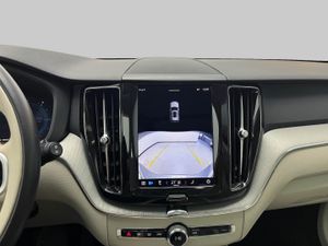 Volvo XC60 2.0 T6 AWD Recharge Core Auto   - Foto 9