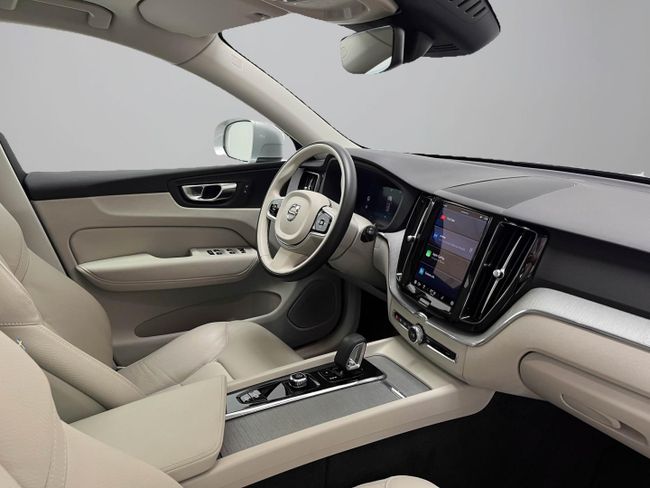 Volvo XC60 2.0 T6 AWD Recharge Core Auto   - Foto 19