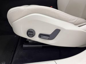 Volvo XC60 2.0 T6 AWD Recharge Core Auto   - Foto 15