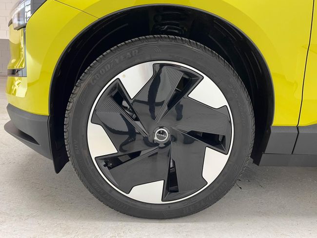 Volvo EX30 Single Motor Extended Range Plus Auto   - Foto 15