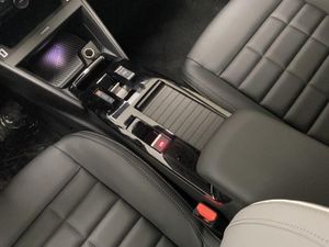 Citroën C4 Hybrid 145 ë-DCS6 Max   - Foto 18