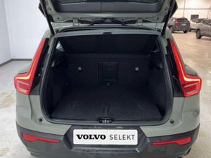 Volvo XC40 2.0 B3 G Plus Dark Auto   - Foto 11