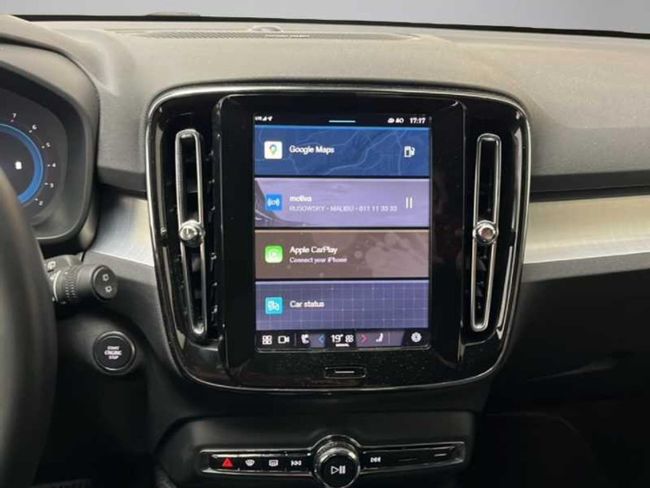 Volvo XC40 2.0 B3 G Plus Dark Auto   - Foto 17