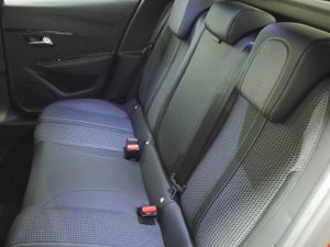 Peugeot 208 BlueHDi 73kW (100CV) GT   - Foto 9