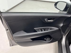 Kia Stonic 1.0 T-GDi 74kW (100CV) MHEV MT Drive   - Foto 22