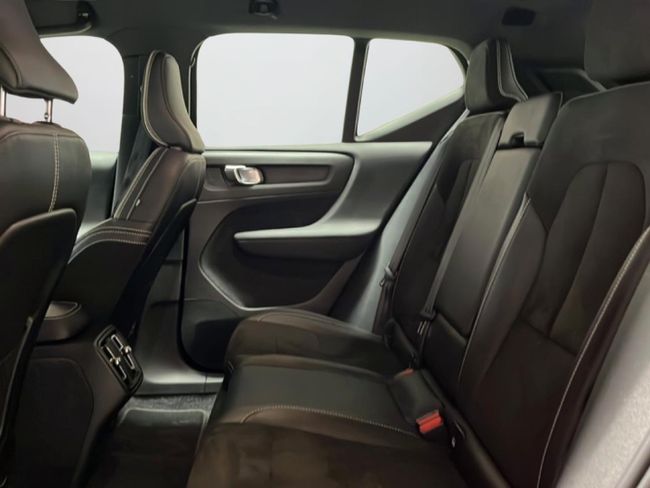 Volvo XC40 2.0 D3 R-Design Auto   - Foto 11