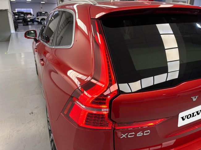 Volvo XC60 2.0 B4 D AWD Ultimate Bright Auto   - Foto 19