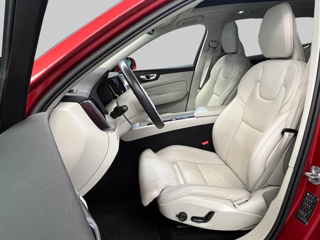 Volvo XC60 2.0 B4 D AWD Ultimate Bright Auto   - Foto 25