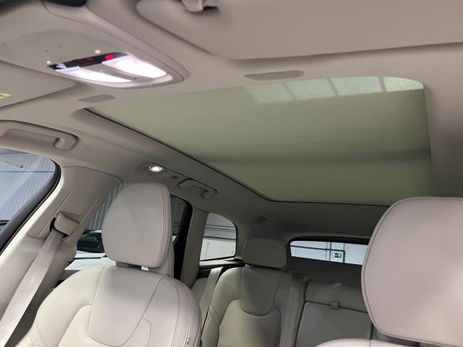 Volvo XC60 2.0 B4 D AWD Ultimate Bright Auto   - Foto 32