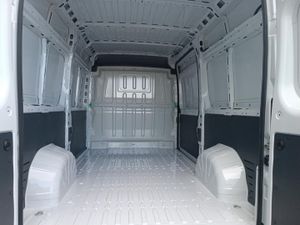 Citroën Jumper BlueHDi 88KW (120CV) S&S Combi 33 L2H2   - Foto 12