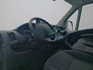 Citroën Jumper BlueHDi 88KW (120CV) S&S Combi 33 L2H2   - Foto 13
