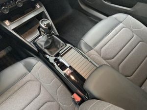 Citroën C4 PureTech 130 S&S 6v Plus   - Foto 17