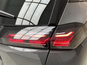 Peugeot 2008 Eléctrico GT 136 (100kW)   - Foto 21