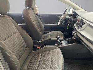 Kia Rio 1.2 DPi 62kW (84CV) Concept   - Foto 18