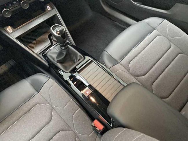 Citroën C4 PureTech 130 S&S 6v Plus   - Foto 17