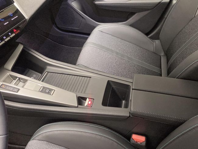 Peugeot 408 408 Allure HYBRID 145 eDCS6   - Foto 17
