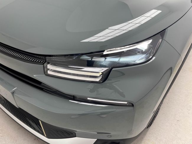 Citroën C4 Hybrid 145 ë-DCS6 Business Edition   - Foto 9