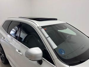 Volvo XC60 2.0 T8 AWD R-Design Auto   - Foto 19