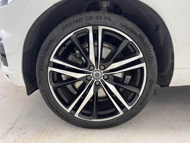 Volvo XC60 2.0 T8 AWD R-Design Auto   - Foto 28
