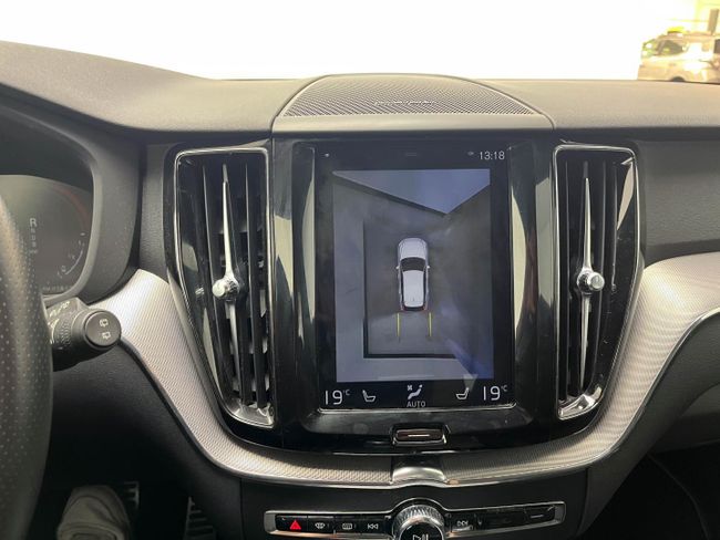 Volvo XC60 2.0 T8 AWD R-Design Auto   - Foto 23