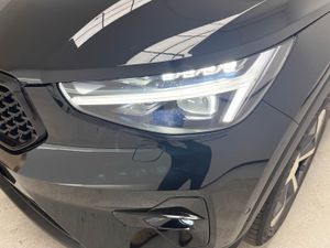 Volvo XC40 2.0 B4 G Plus Dark Auto   - Foto 16