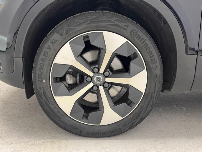 Volvo XC40 2.0 B4 G Plus Dark Auto   - Foto 17