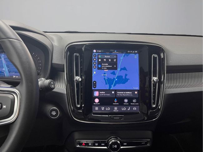 Volvo XC40 2.0 B4 G Plus Dark Auto   - Foto 10