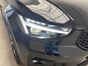 Volvo XC40 2.0 B4 G Plus Dark Auto   - Foto 15